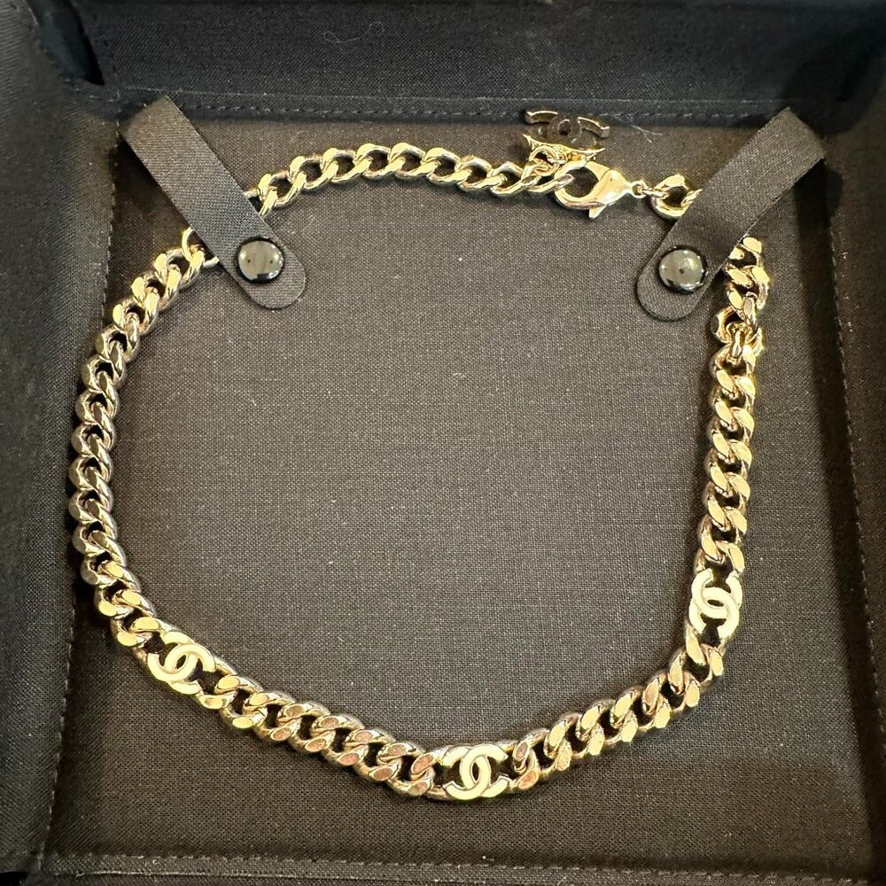 Chanel Rare 22s Gold/White CC Logo Choker